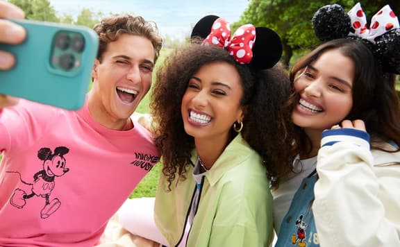 shopDisney background